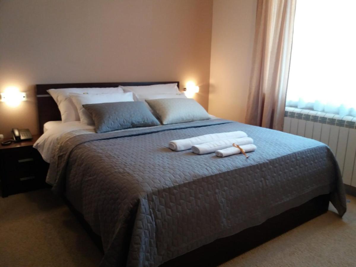 B&B Vila Vidikovac Aranđelovac Exteriér fotografie